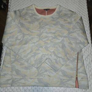 Tommy Hilfiger Women's Scuba Knit Cream and Gray Camo Sweatshirt Zipper Accent